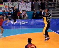 Noch 40 Sekunden: "Kretzsche" trifft nur die Latte! Noch 40 Sekunden: "Kretzsche" trifft nur die Latte!