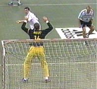 L�vgren ohne Nerven: Tor zum 27:23.