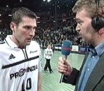 Stefan L�vgren im Interview in der Pause: "Wir m�ssen aggressiver decken!"