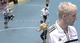 Johan Pettersson trifft zum 13:18.