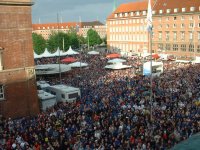 20000 Fans feierten den Meister.