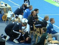 Stefan L�vgren mu�te zu Beginn minutenlang behandelt werden.