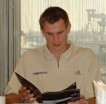 Studierte die THW-Imagebrosch�re:  Martin Boquist.