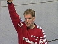 Mattias Andersson hielt in der ihm verbleibenden Viertelstunde sensationell.