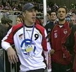 "Kretzsche" im Petersen-Trikot und "Schorsch" sahen ein souveränes deutsches Team. "Kretzsche" im Petersen-Trikot und "Schorsch" sahen ein souveränes deutsches Team.