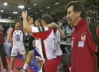 Schon kurz vor Spielende Jubel auf der deutschen Bank. Schon kurz vor Spielende Jubel auf der deutschen Bank.