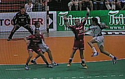 Kim Andersson holt den "Hammer" raus.