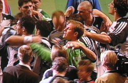 Kieler Jubel über den dritten Supercup-Erfolg. Kieler Jubel über den dritten Supercup-Erfolg.