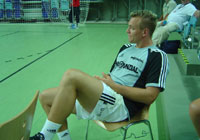 Christian Zeitz hatte nach seiner Roten Karte einen Sitzplatz in der allerersten Reihe. Christian Zeitz hatte nach seiner Roten Karte einen Sitzplatz in der allerersten Reihe.