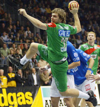 Bester Feldspieler gegen Flensburg: Kreisl�ufer Christoph Theuerkauf.