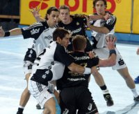 Derby-Kampf am Kreis. Derby-Kampf am Kreis.