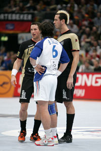 Im WM-Halbfinale noch Gegner, am Samstag wieder in einem Team: Torsten Jansen, Bertrand Gille, Pascal Hens.