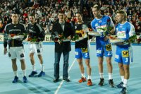 Vor dem Spiel wurden die Weltmeister geehrt.