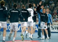Christian Zeitz f�hrt seine Zebras in die Ostseehalle.