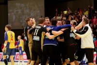 Geschafft! Deutschland feierte mit einer Jubeltraube den Halbfinaleinzug. Geschafft! Deutschland feierte mit einer Jubeltraube den Halbfinaleinzug.