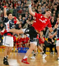 Riese am Kreis: 2,14-Meter-Mann Mark Dragunski