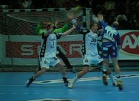 Bard Nordhagen (hier mit der Nummer 10) war mit 7 Toren der erfolgreichste Schütze Drammens. Bard Nordhagen (hier mit der Nummer 10) war mit 7 Toren der erfolgreichste Schütze Drammens.