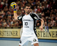 Wieder einmal �berragend: Kapit�n Stefan L�vgren.