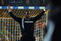 Herdeiro Lucau zog sich eine schwere Knieverletzung zu.