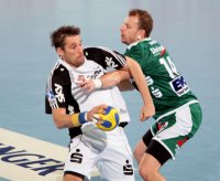 Das Duell Anusic gegen Lövgren - beide Spieler werden die Bundesliga nach der Saison verlassen. Das Duell Anusic gegen Lövgren - beide Spieler werden die Bundesliga nach der Saison verlassen.