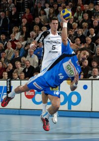 Nach langer Verletzungspause wieder dabei: Kreisläufer Bertrand Gille. Nach langer Verletzungspause wieder dabei: Kreisläufer Bertrand Gille.