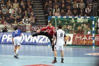 Peter Gentzel verhinderte mit diesem gehaltenen Siebenmeter den Anschlusstreffer der G�ste.