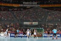 Der THW Kiel im Angriff.