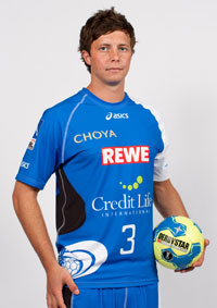 Linksaußen Maximilian Holst belegt mit 85/48 Treffern Rang 15 in der Torschützenliste der TOYOTA-HBL. Linksaußen Maximilian Holst belegt mit 85/48 Treffern Rang 15 in der Torschützenliste der TOYOTA-HBL.