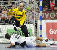 Marcus Ahlm hatte nach fünf Treffern in den ersten zwanzig Minuten bereits Feierabend. Marcus Ahlm hatte nach fünf Treffern in den ersten zwanzig Minuten bereits Feierabend.