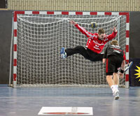 Andreas Palicka hielt in der Schlussphase zwei Siebenmeter und damit seine Mannschaft im Pokal. Andreas Palicka hielt in der Schlussphase zwei Siebenmeter und damit seine Mannschaft im Pokal.