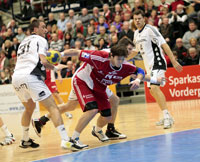 Der starke Friesenheimer Kreisl�ufer Evgeni Pevnov erzielte vier Treffer.