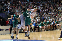 Aron Palmarsson zieht ab.