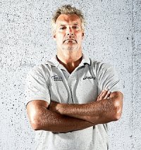 Neuer Mann an der Seitenlinie: Per Carlen. Neuer Mann an der Seitenlinie: Per Carlen.