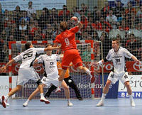 Regisseur Patrik Fahlgren feierte sein Comeback und erzielte gleich den ersten Melsunger Treffer.