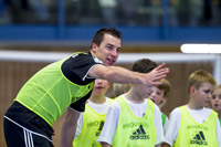 Dominik Klein: "Unglaublich, wie viel einem die Kinder zurückgeben." Dominik Klein: "Unglaublich, wie viel einem die Kinder zurückgeben."