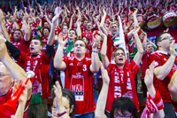 Bedingungslose Unterstützung von den Rängen in der Veszprem-Arena ... Bedingungslose Unterstützung von den Rängen in der Veszprem-Arena ...