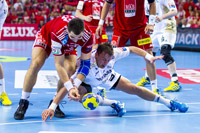 60 Minuten lang Kampf um jeden Zentimeter: Renato Sulic und Momir Ilic. 60 Minuten lang Kampf um jeden Zentimeter: Renato Sulic und Momir Ilic.