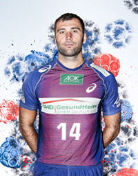 Joan Canellas wechselte nach der Insolvenz Madrids vorzeitig nach Hamburg. Joan Canellas wechselte nach der Insolvenz Madrids vorzeitig nach Hamburg.