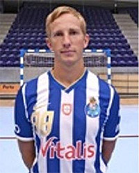 Ein Däne in Portugal: Linksaußen Mick Schubert wechselte zu Saisonbeginn von Ajax Kopenhagen nach Porto. Ein Däne in Portugal: Linksaußen Mick Schubert wechselte zu Saisonbeginn von Ajax Kopenhagen nach Porto.