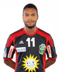 Rechtsau�en Ramon Tauabo kam aus der F�chse-Jugend.