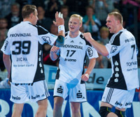 Jubeln mit den Zebras: Der Dauerkartenverkauf startet am 24. Mai. Jubeln mit den Zebras: Der Dauerkartenverkauf startet am 24. Mai.