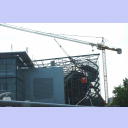 Auch das rechte Dach w�chst...