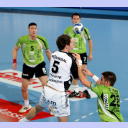 Kim Andersson wird attackiert.