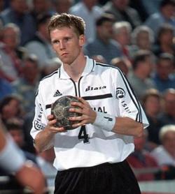 Jonas Ernelind in action.