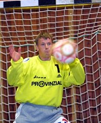 Sören Haagen in action. Sören Haagen in action.