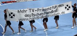 Die Fans fordern: "Mehr Handball im Fernsehen!" Die Fans fordern: "Mehr Handball im Fernsehen!"