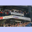 Die Flensburger Fans riefen die erste Heimniederlage des THW gegen Flensburg ins Ged�chtnis zur�ck.