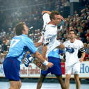 Christian Zeitz wird gestoppt.