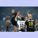 Jonas Larholm greift an.