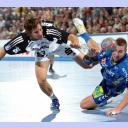 Kreisl�ufer Marcus Ahlm und Lemgos Filip Jicha im Kampf um den Ball.